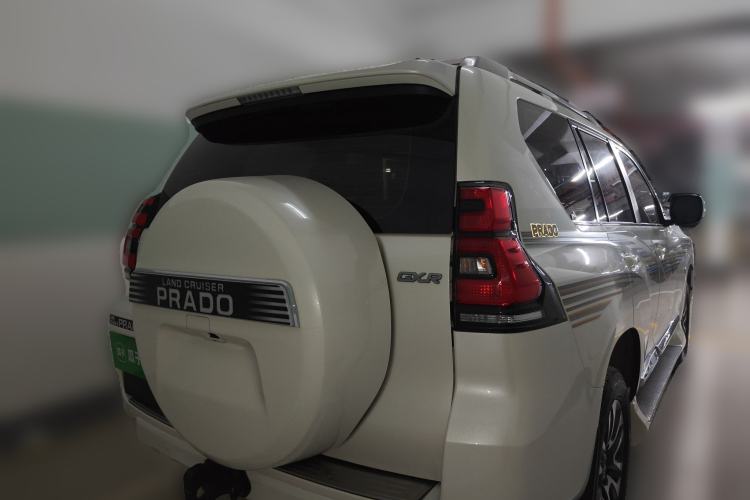 Used Toyota Prado 2023 4.0L GX-R Dubai Edition
