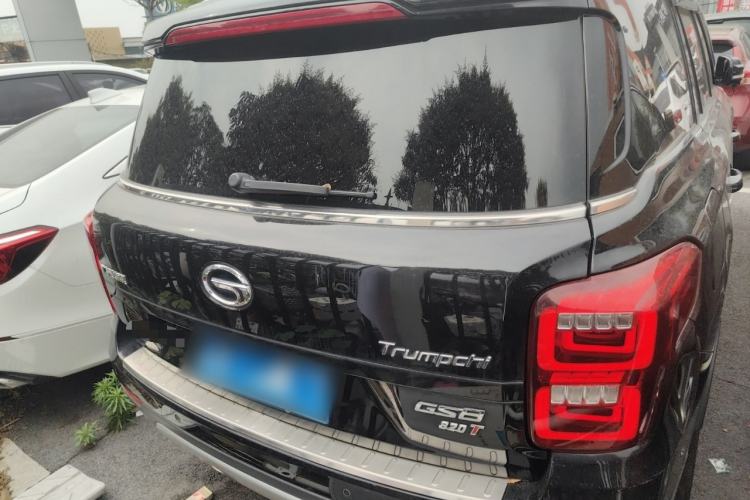 Used GAC Trumpchi GS8 2017 320T Two-Wheel Drive Luxury Smart Connectivity Version (7 Seats) Rear