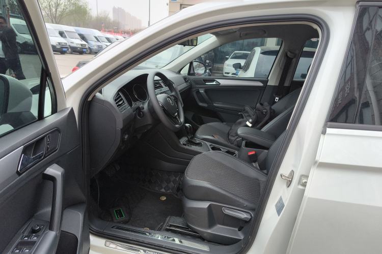 Used Volkswagen Tiguan L 2019 330TSI Automatic Two-Wheel Drive Luxury Edition China VI Standard