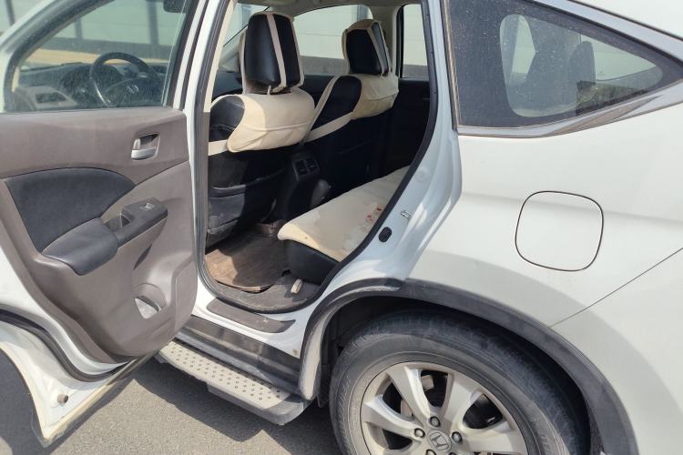 Used Honda CR-V 2012 2.0L two-wheel drive urban version Left Rear Seat