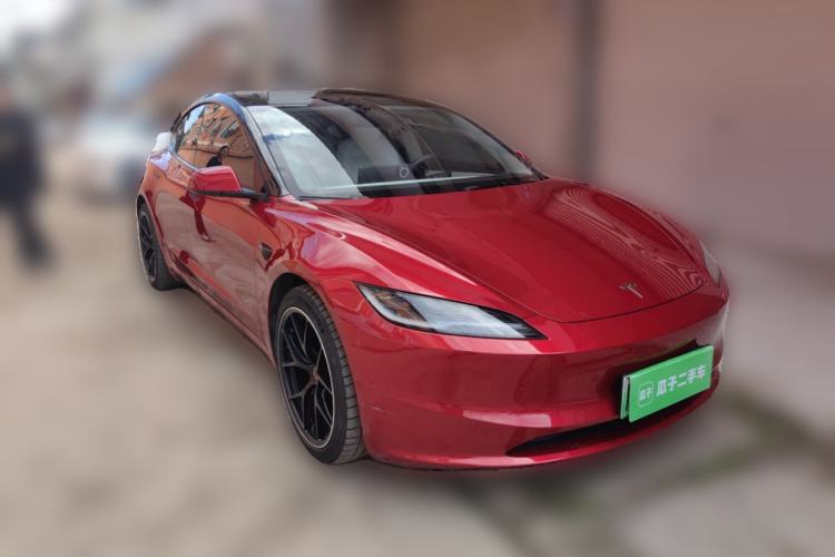 Used Tesla Model 3 2023 Long-Range All-Wheel-Drive Version