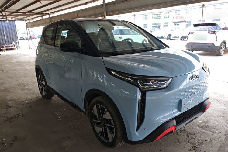 Used Chery New Energy Boundless Pro 2022 301km LingShou Edition Lithium Iron Phosphate Front Right 45 Deg