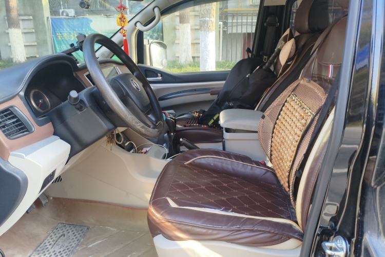 Used FORTHING Lingzhi 2020 M5L 1.6L Base Model 7 Seats Left Front Seat