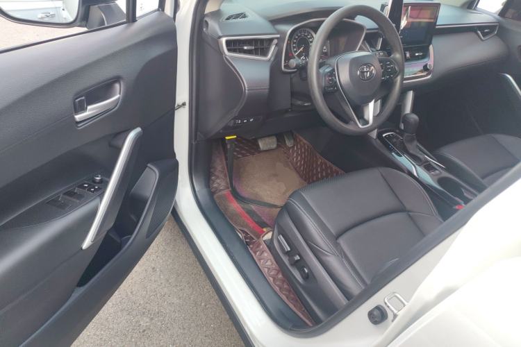 Used Toyota FRONTLANDER 2022 2.0L CVT Luxury Edition
