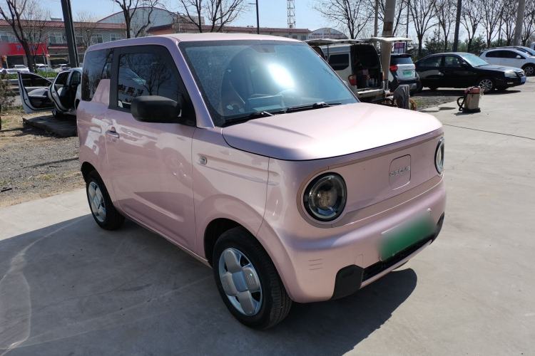 Used Geely Galaxy Panda 2023 Panda Mini 200km Endurance Bear
