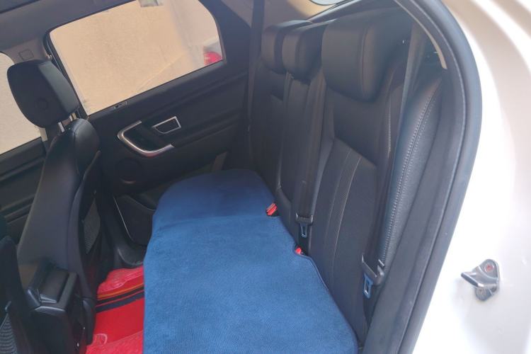 Used Land Rover Discovery Sport 2019 240 PS SE Version China VI Standard Left Rear Seat