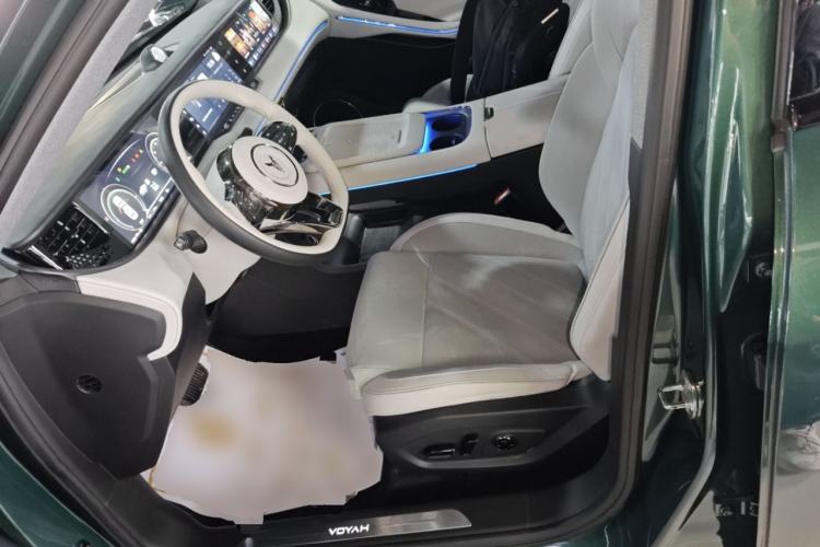 Used VOYAH FREE 2025 318 318 km Rear-Drive Touring Edition Left Front Seat