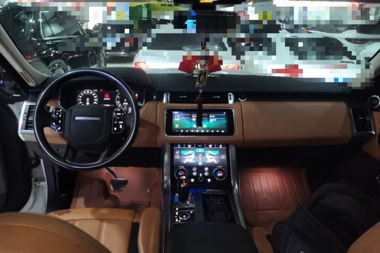 Used Land Rover Range Sport 2021 3.0 L6 YAO Black Edition Center Console