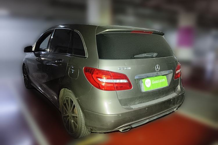Used Mercedes-Benz B-Class 2013 B 260 Exterior 3