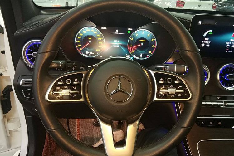 Used Mercedes-Benz GLC 2020 GLC 300 L 4MATIC Dynamic Edition Steering Wheel