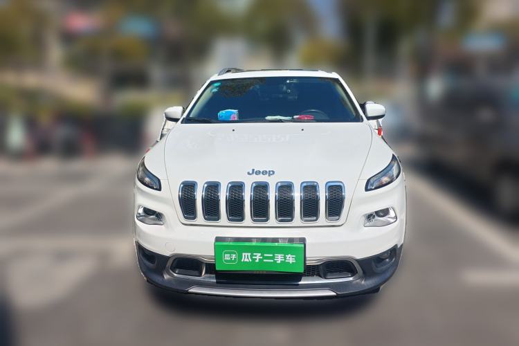 Used Jeep Cherokee 2017 2.0L Superior Edition