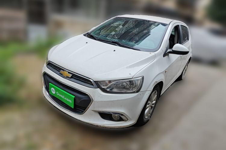 Used Chevrolet Aveo Sonic 2014 Hatchback 1.4SE MT LeYou Edition