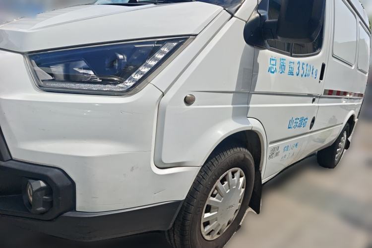 Used JMC Transit 2017 2.8T Commercial Version Short Wheelbase Mid-Roof 3-Seater JX493 Guazi used car, China used car export, Used car for sale, Used cars, Cheapest cars for sale