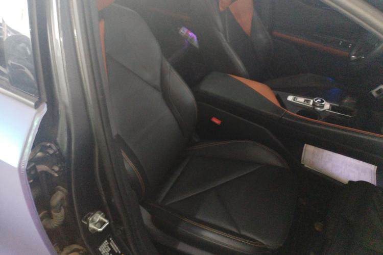 Used CHANGAN UNI-V 2022 1.5T Prestige Version Right Front Seat