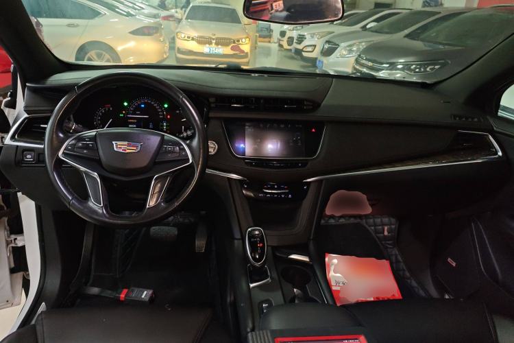 Used Cadillac XT5 2018 28E Four-Wheel Drive Tech Version