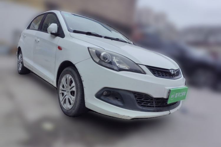 Used Chery Fengyun 2 2013 Hatchback 1.5L Manual Ruiyi Edition Front Right 45 Deg