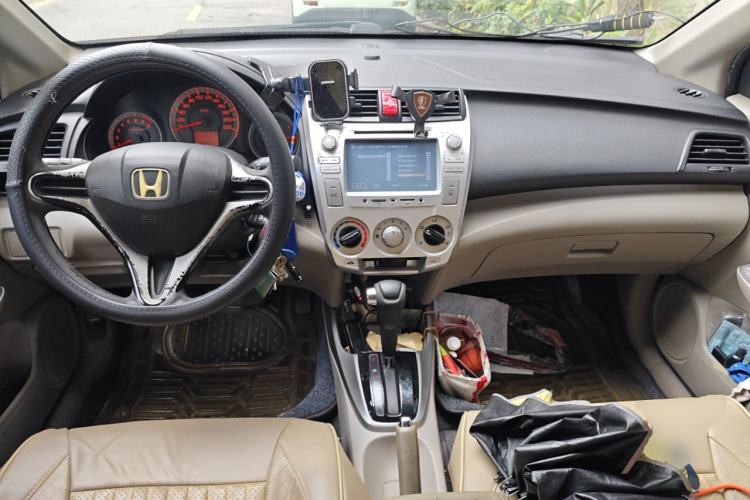 Used Honda City Classic 2008 1.5L Automatic Elite Edition Center Console