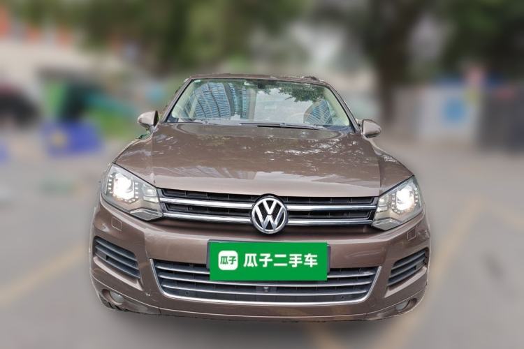 Used Volkswagen Touareg 2011 3.0 TSI High-End Version Front