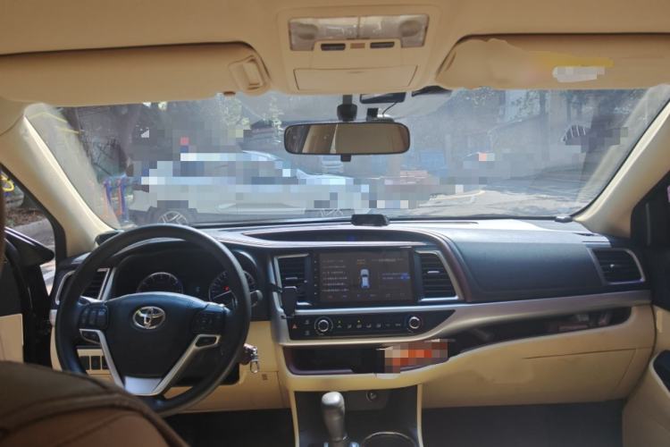 Used Toyota Highlander 2015 2.0T Four-Wheel Drive Elite Edition 7-Seater
