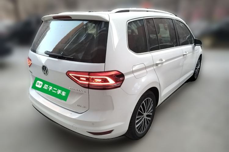 Used Volkswagen Touran 2016 Volkswagen Touran L 280TSI DSG Luxury Edition