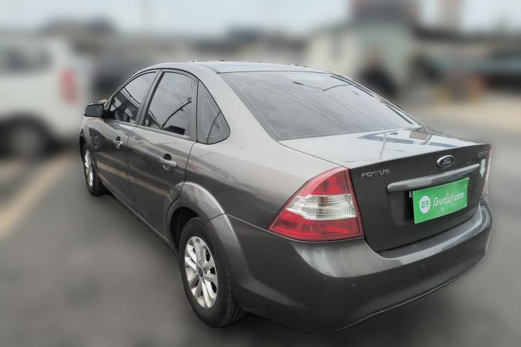Used Ford Focus 2012 Sedan Classic 1.8L Manual Base Model