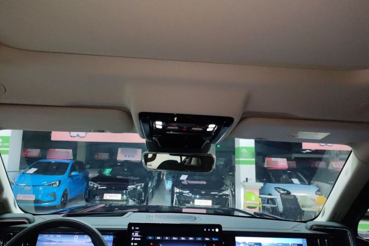 Used Formula Leopard 5 2023 Navigator Edition Headliner