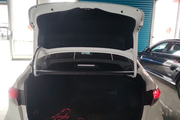 Used Toyota Levin 2023 Smart Electric Hybrid Dual-Engine 1.8L Luxury Edition Trunk