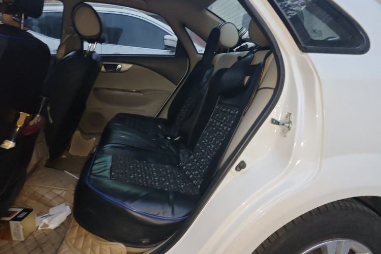 Used Buick Excelle 2015 1.5L Manual Classic Trim
