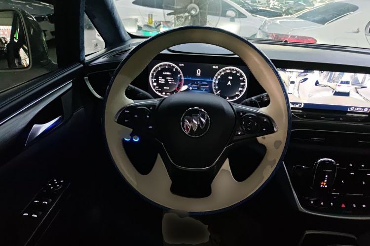 Used Buick GL8 2020 ES Land Cruiser 653T Comfort Edition
