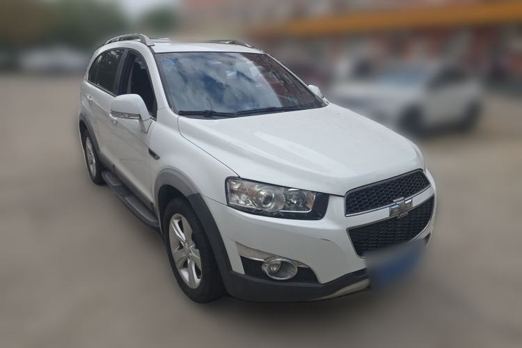 Used Chevrolet Captiva 2012 2.4L 4x4 Flagship Edition 7 Seats
