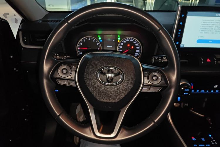 Used Toyota Wildlander 2022 2.0L CVT Four-Wheel Drive Luxury Edition