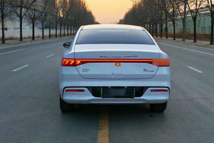 Used BYD Qin PLUS 2023 Champion Edition DM-i 120KM Excellence Model
