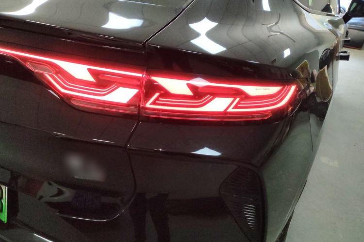 Used BYD Song L EV 2025 Intelligent Driving Version 662 km LiDAR Excellence Edition
