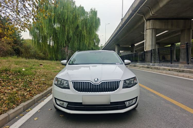 Used Skoda Octavia 2016 1.6L Automatic Smart Drive Edition
