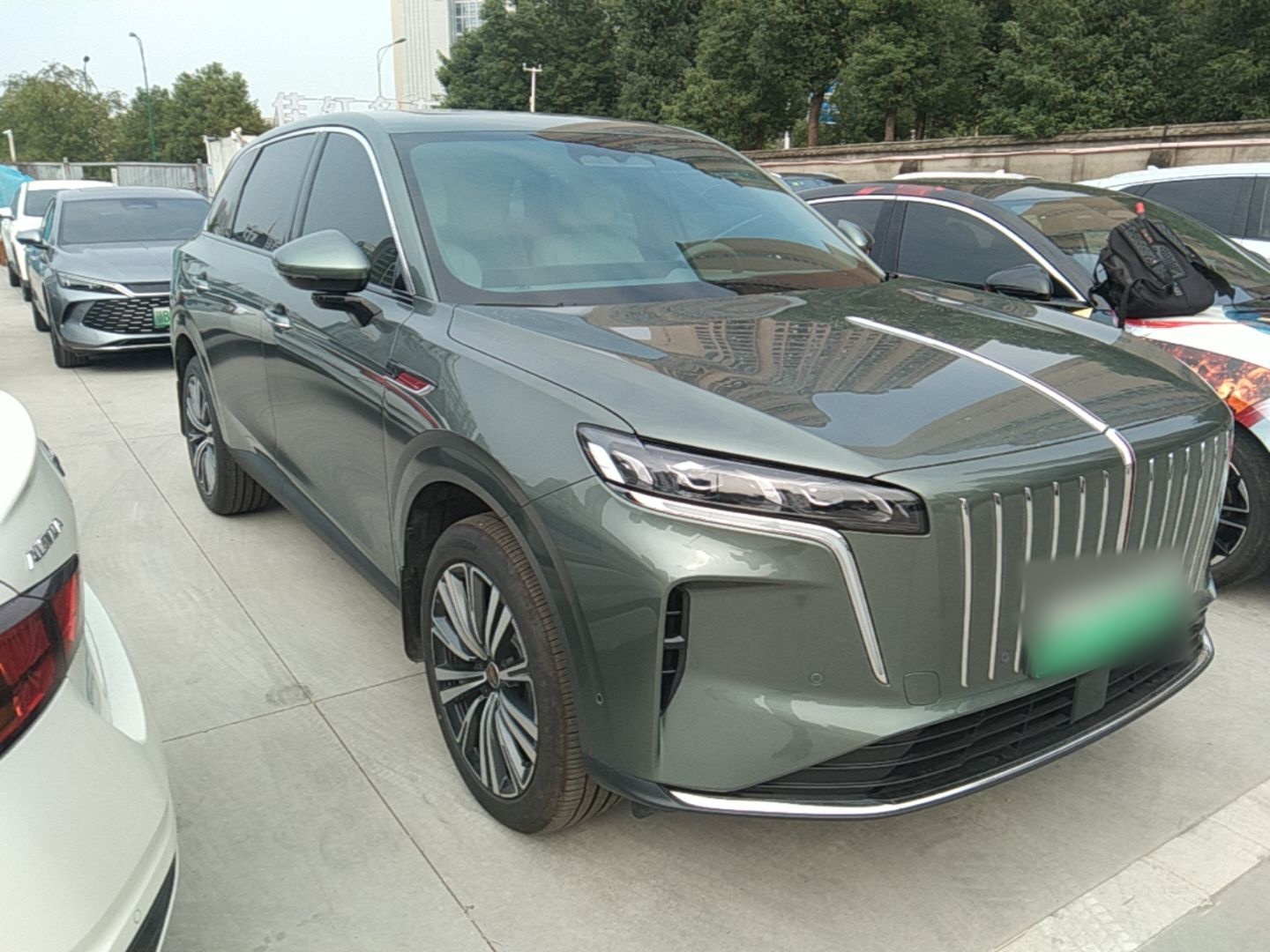Hongqi HS6 PHEV 2026 240 Smart Hybrid Version — снимка 3