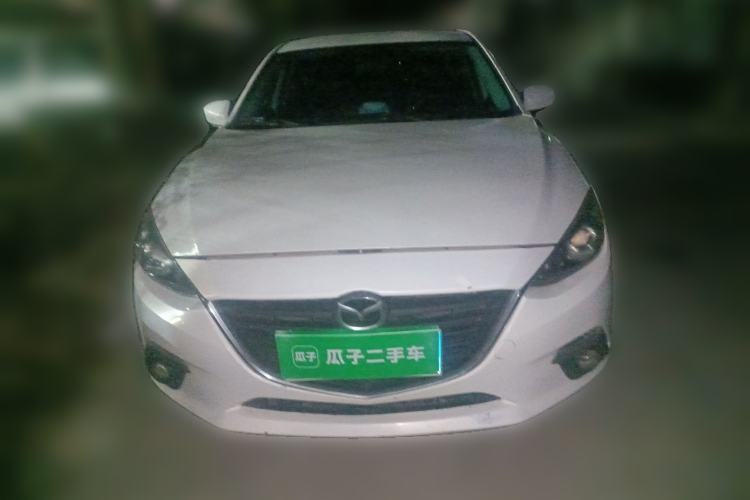 Used Mazda 3 Axela 2016 Sedan 1.5L Automatic Comfort Model