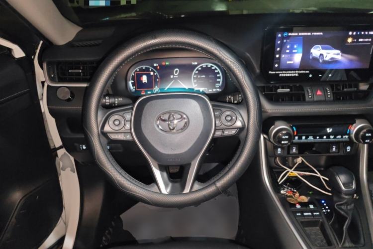 Used Toyota RAV4 2023 2.0L CVT Two-Wheel Drive Fashion Plus Edition Steering Wheel