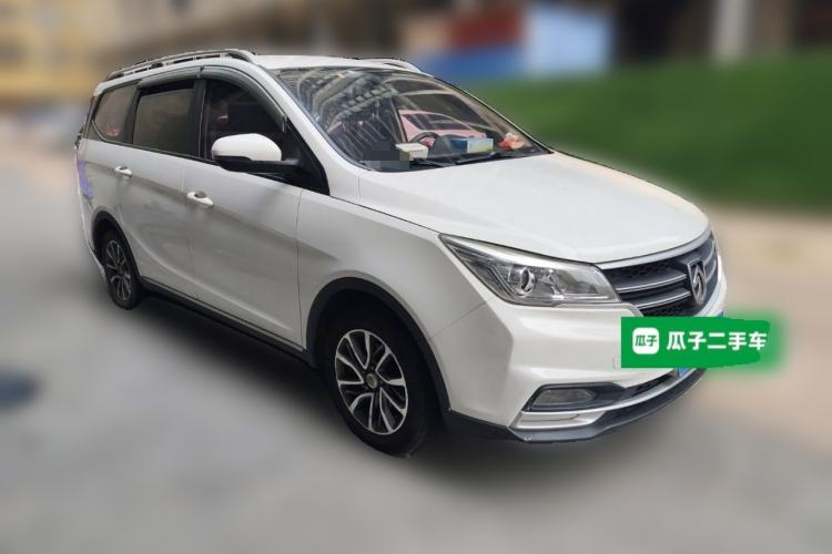 Used Baojun 730 2019 1.5T CVT Fashion Model 7 Seats China V Emission Standard