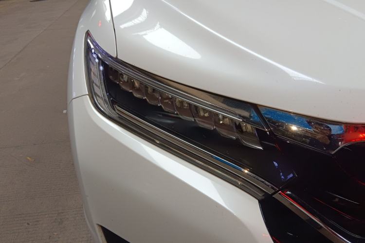 Used Honda UR-V 2017 370TURBO Four-Wheel Drive Prestige Edition China V Right Front Headlight