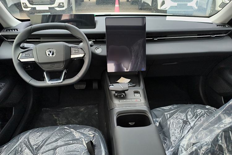 Used Changan Eado 2025 Blue Whale 1.5T 500Bar Prestige Model