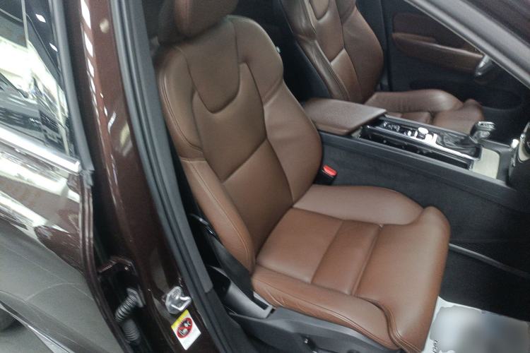 Used Volvo XC60 2020 T5 4x4 Smart Luxury Edition
