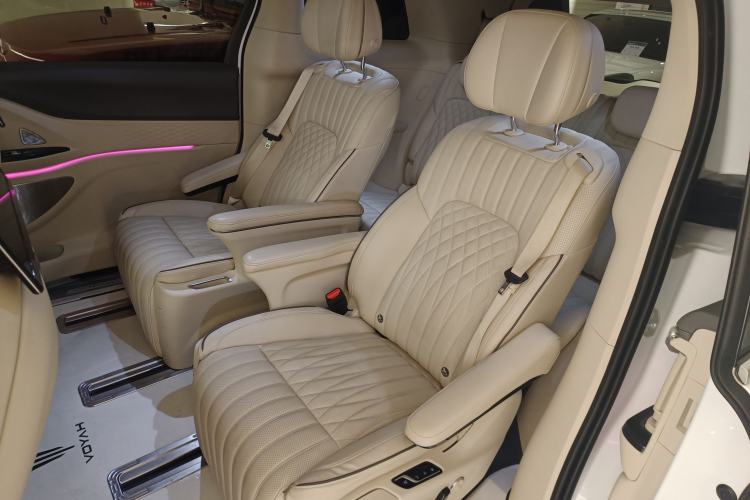 Used VOYAH Dream 2022 Low-Carbon Edition Dream+ Smart Enjoyment Package Left Rear Seat