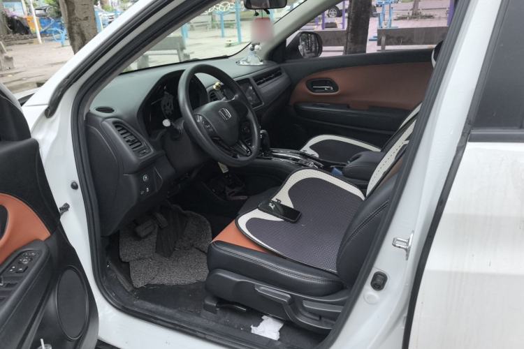 Used Honda Vezel 2015 1.5L CVT two-wheel drive Comfort trim Driver Seat