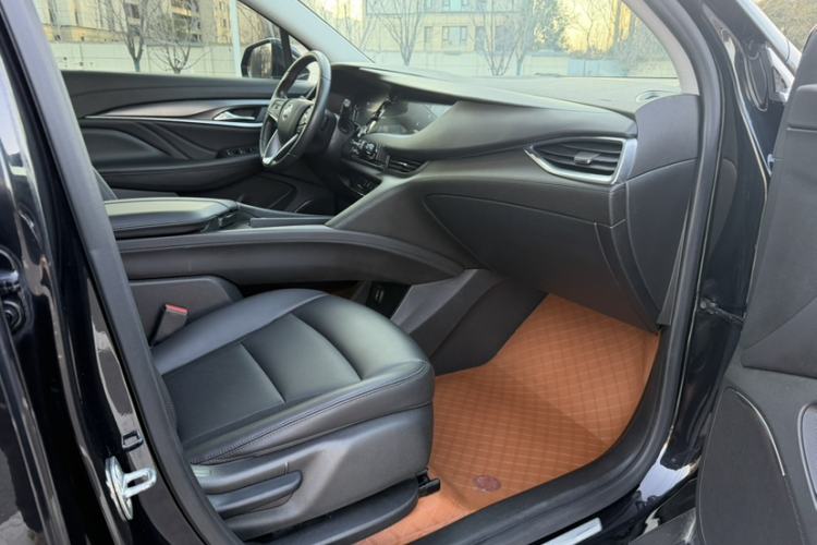 Used Buick Enclave 2020 28T Two-Wheel Drive Zhanqi Version
