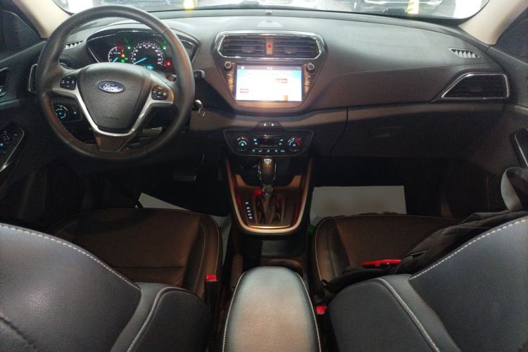 Used Ford Escort 2017 Happiness Edition 1.5L Automatic Fashion Version Center Console