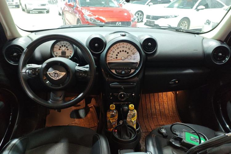 Used MINI Countryman 2014 1.6L COOPER Fun
