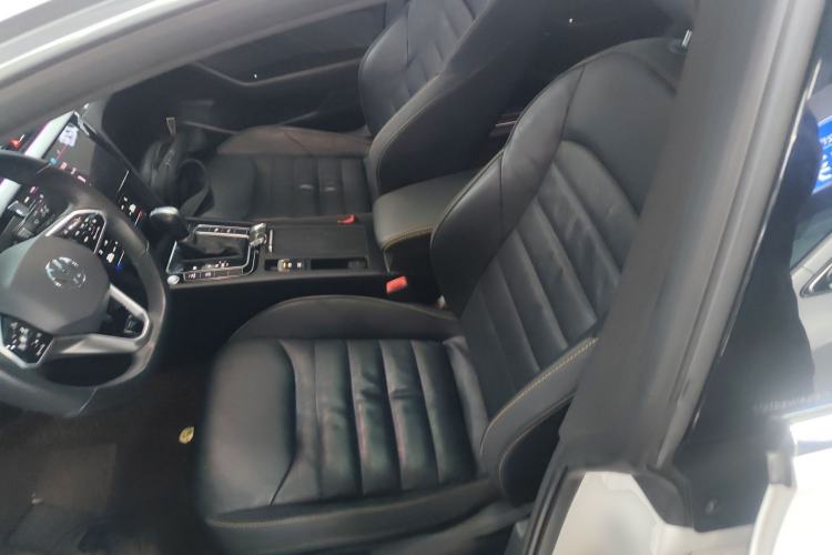 Used Volkswagen FAW-Volkswagen CC 2023 380TSI Striking Edition
