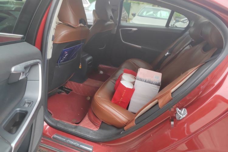 Used Volvo S60 2015 S60L 2.0T Smart Drive Edition
