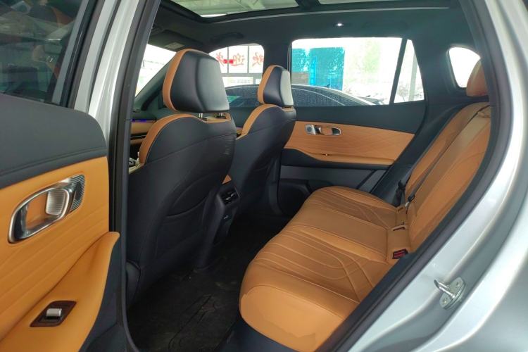 Used Geely Galaxy Xingjian 7 EM-i 2025 120km Flagship Edition
