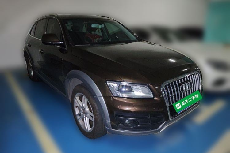 Used Audi Q5 2018 Collector's Edition 40 TFSI Technology Model Exterior 2